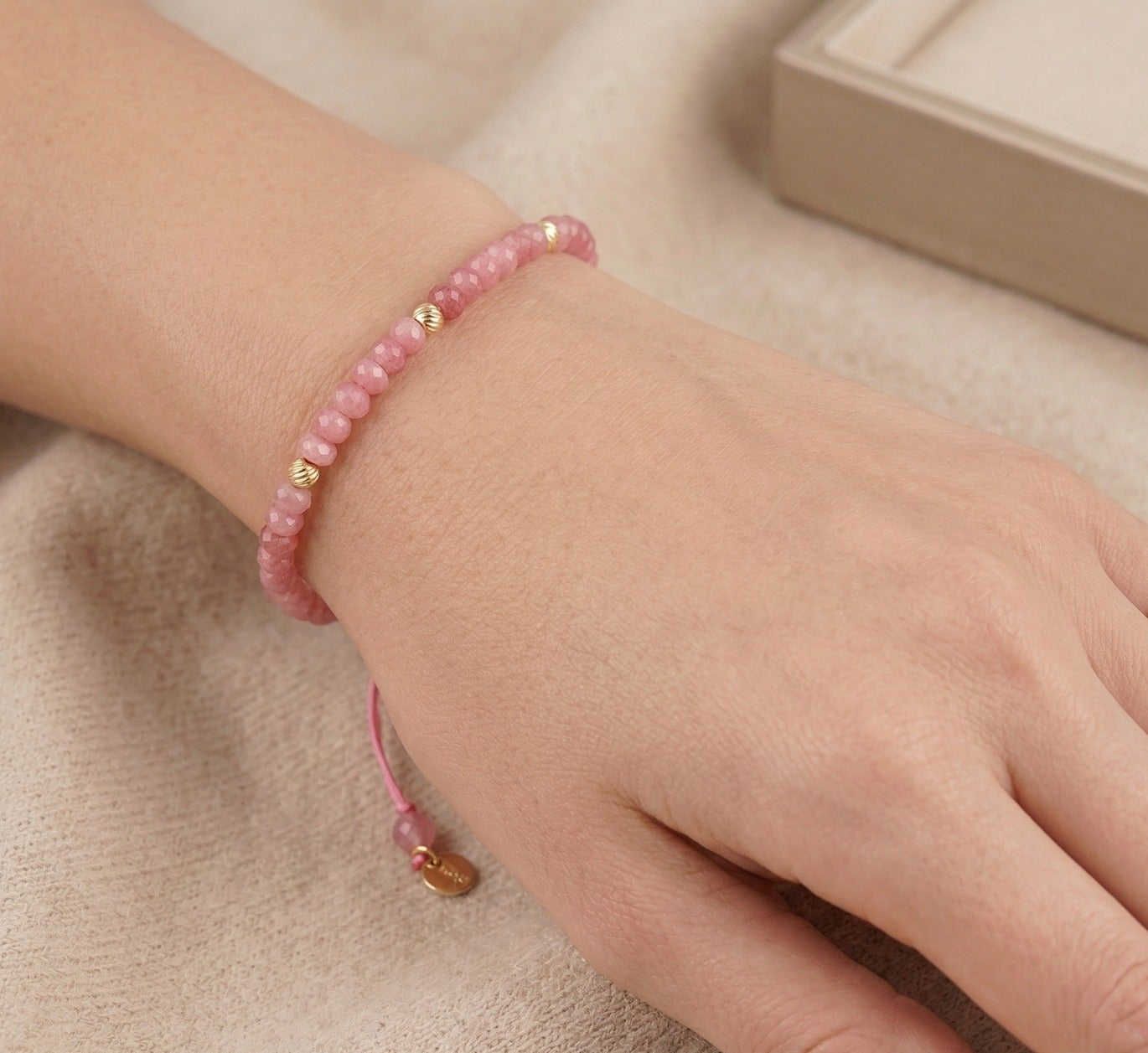 18K Gold and Light Pink Gemstones Bracelet