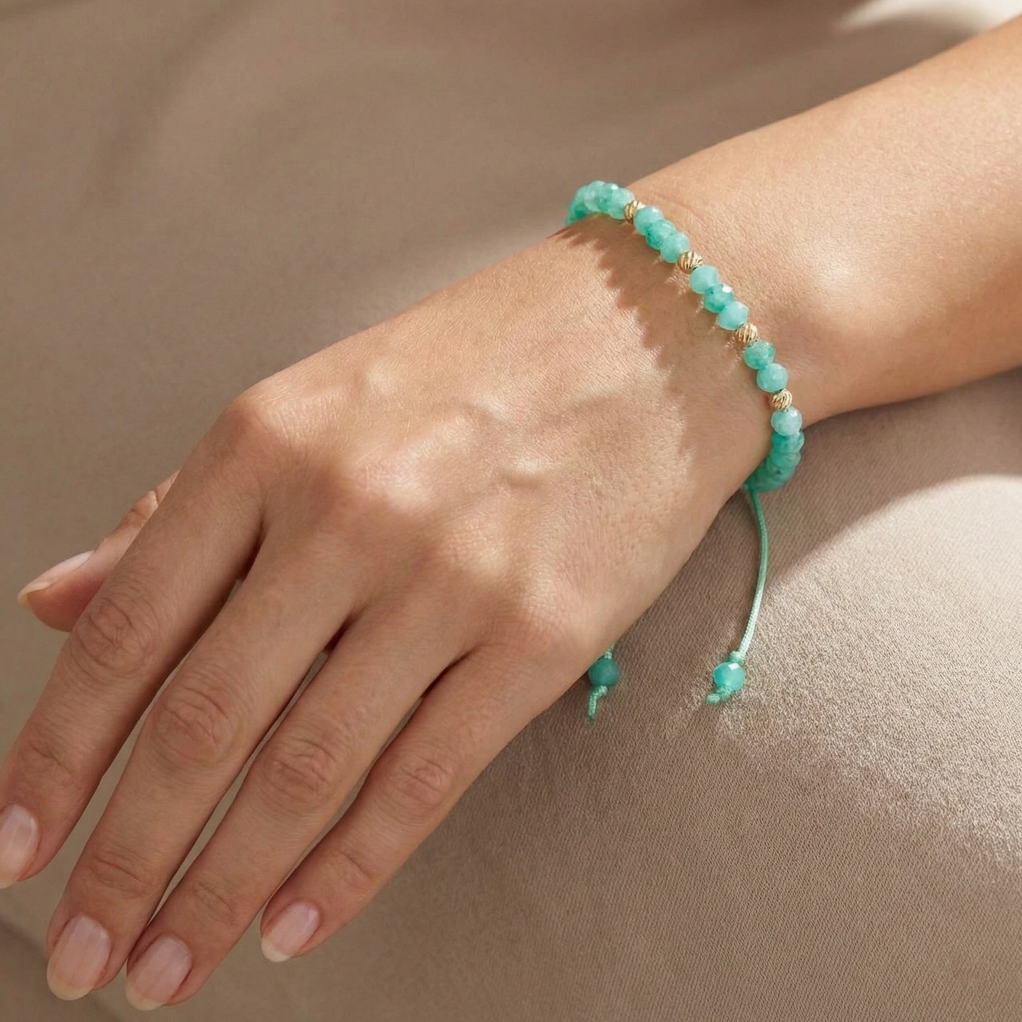 18K Gold and Green Gemstones Bracelet